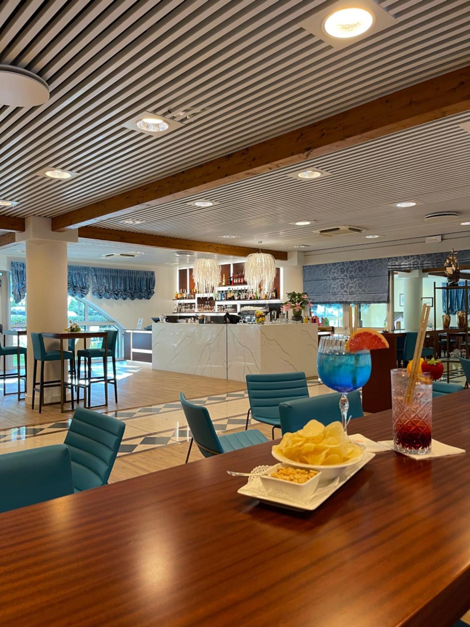 Aparthotel Holiday Bibione Exterior foto